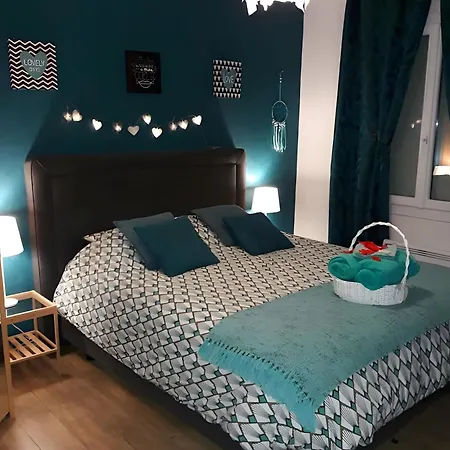 Bed and Breakfast Balneo Coeur A Coeur Avec Piscine Carsan